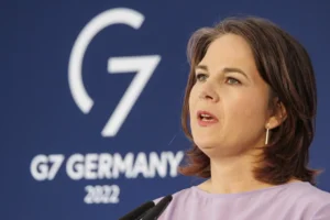 <strong>G7 warns of global hunger crisis unless Russia lifts Ukraine blockade</strong>