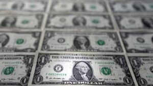 <strong>Fears of recession leave 40 billion EUR of European corporate bonds in distress</strong>
