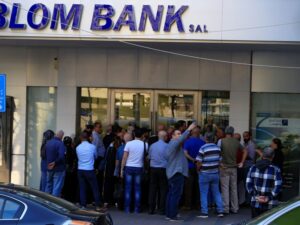 <strong>Lebanon’s banks to close ‘indefinitely’ after heists by angry depositors</strong>