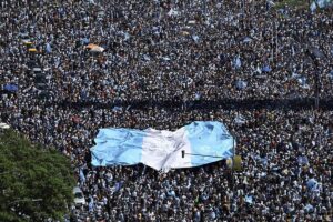 <strong>World Cup Lifts Argentina’s Economic Mood</strong>