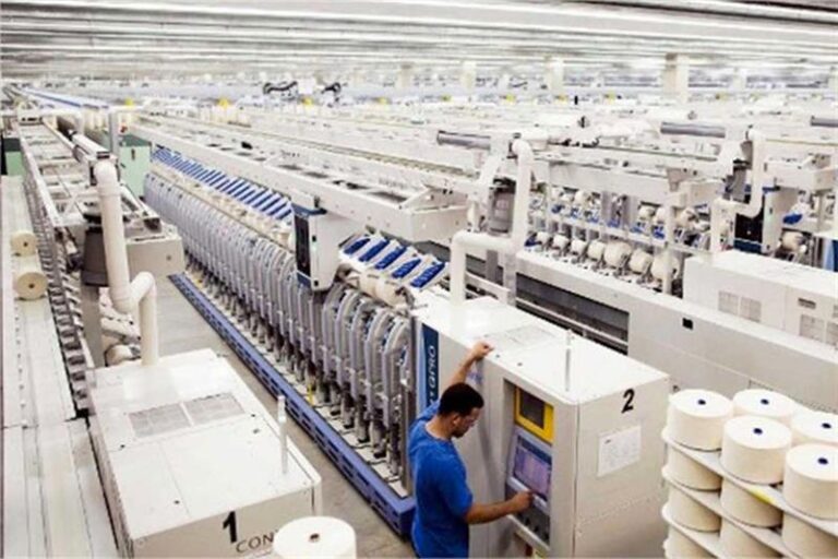 Egypt’s non-oil private sector hits 26-month low in January