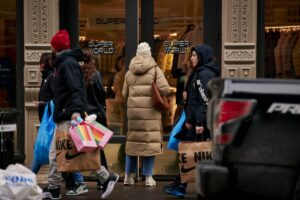 <strong>US consumer prices are seen staying firm, testing the Fed</strong>