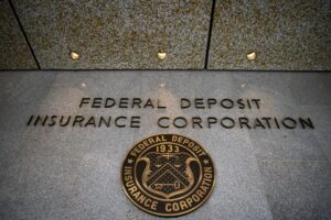 <strong>FDIC asks banks for final first republic bids due sunday</strong>
