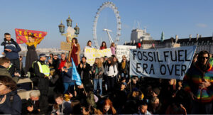 <strong>London's crumbling fate: </strong><strong>Climate change blamed for the city's downfall</strong>