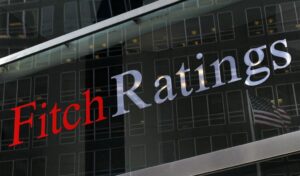 <strong>Fitch Lowers U.S. Credit Rating</strong>