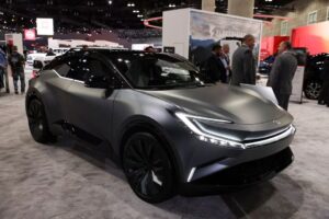 <strong>Americans opt to lease electric cars to tap Biden tax credits</strong>

&nbsp;