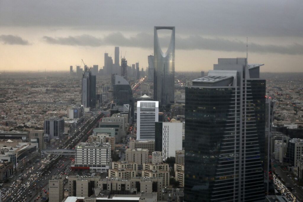 Riyad capital eyes Saudi IPO at USD 2.5 Bn Valuation