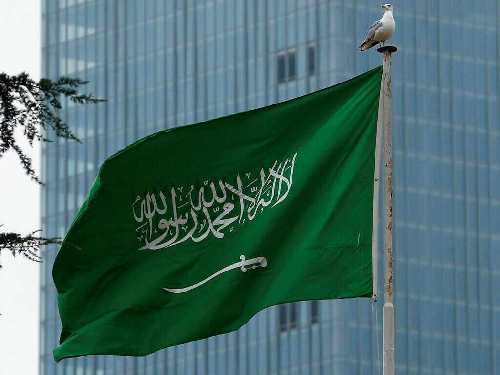 Saudi bond spree continues as Wealth Fund taps Dollar market