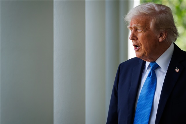 Trump Extends Deadline for 50% Tariffs on EU Goods to July 9