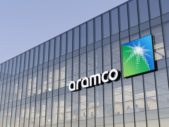Aramco Profit Falls for 10th Quarter, Debt Rises on Weak Oil