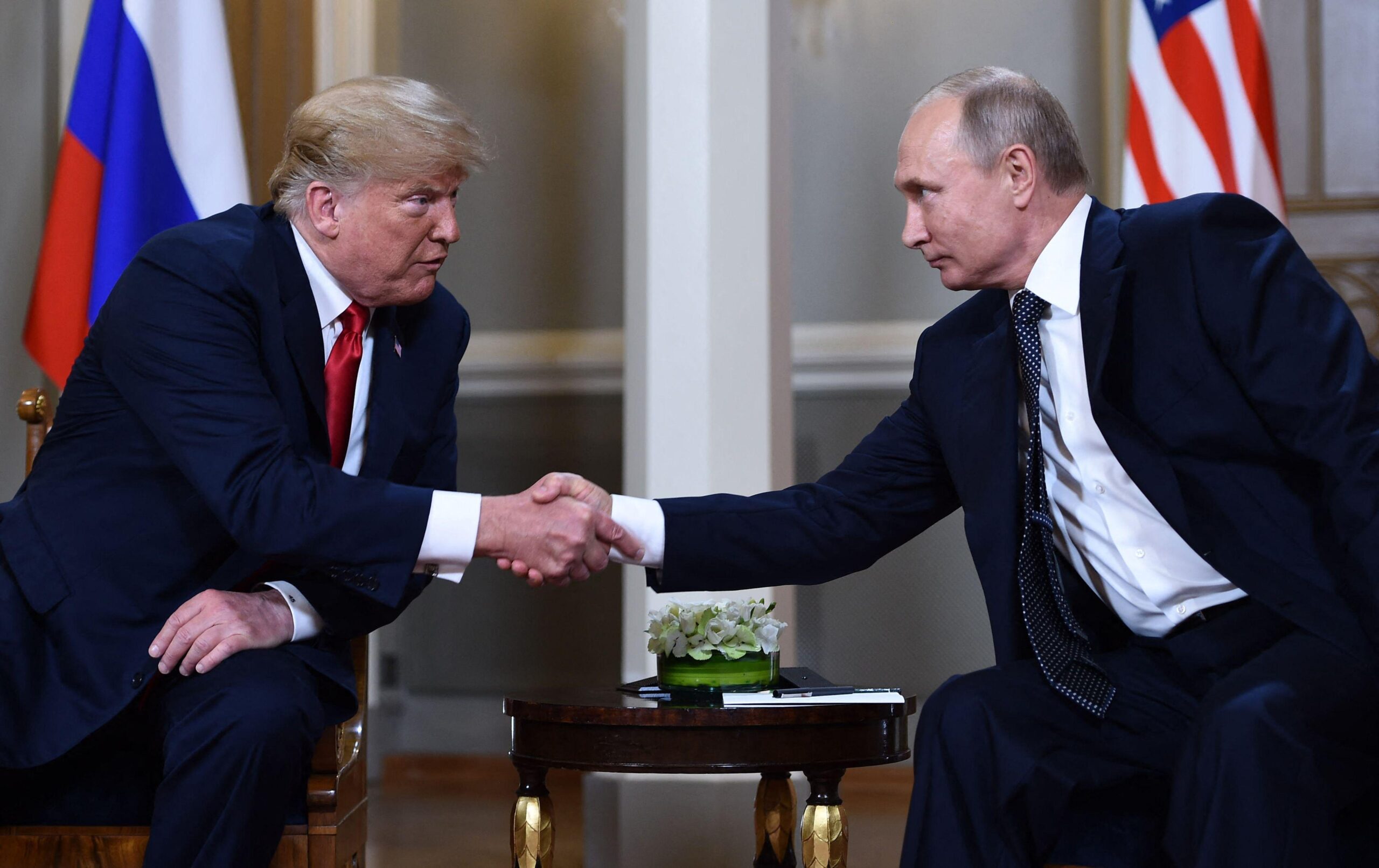 Trump to Meet Putin in Alaska as Kyiv Rejects Land Giveaway