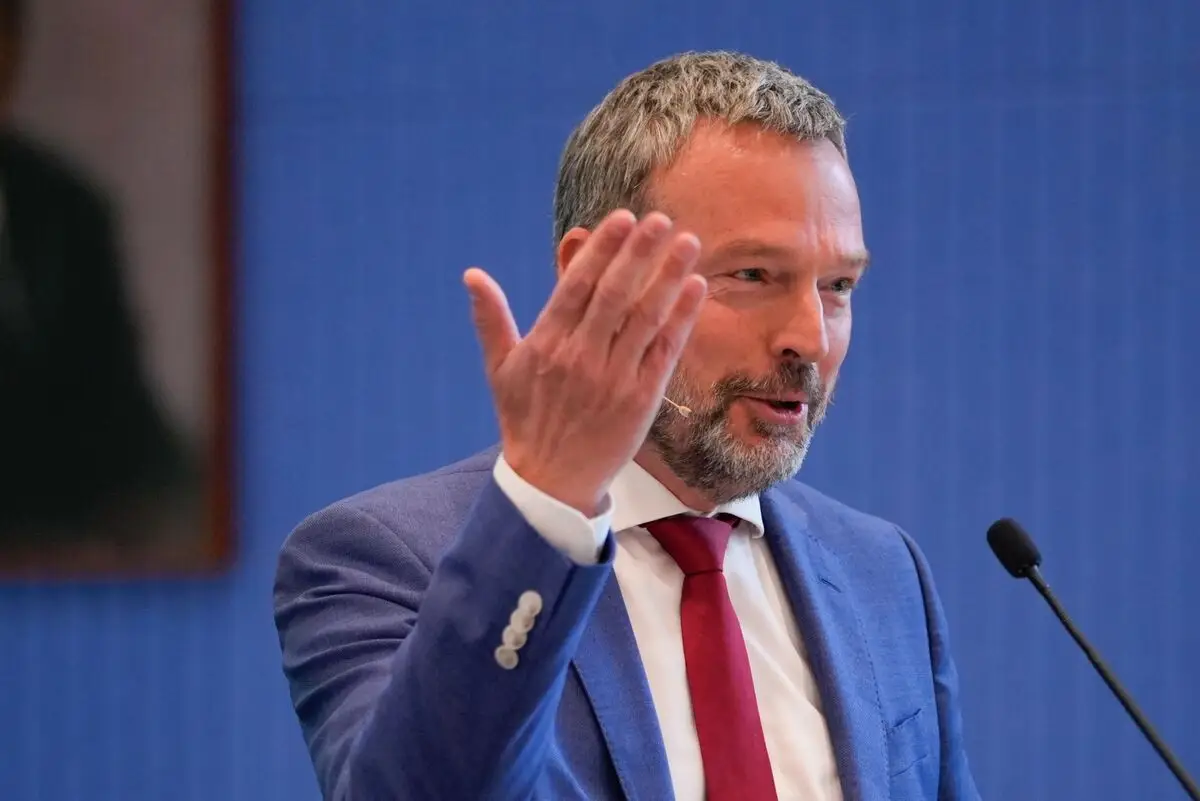 ECB’s Wunsch Wouldn’t ‘Rush’ to React to Jump in Oil Prices