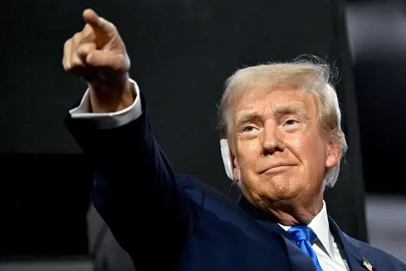 Donald Trump warns Nato faces ‘very bad future’ if allies fail to help US in Iran.