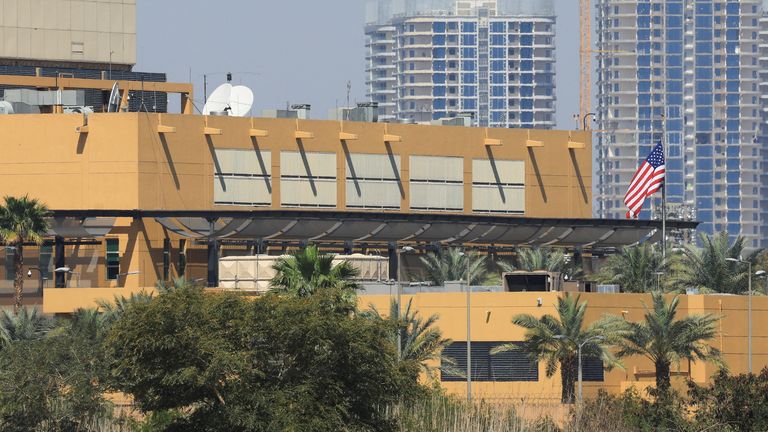 US begins returning diplomatic staff to Saudi Arabia as regional tensions ease.