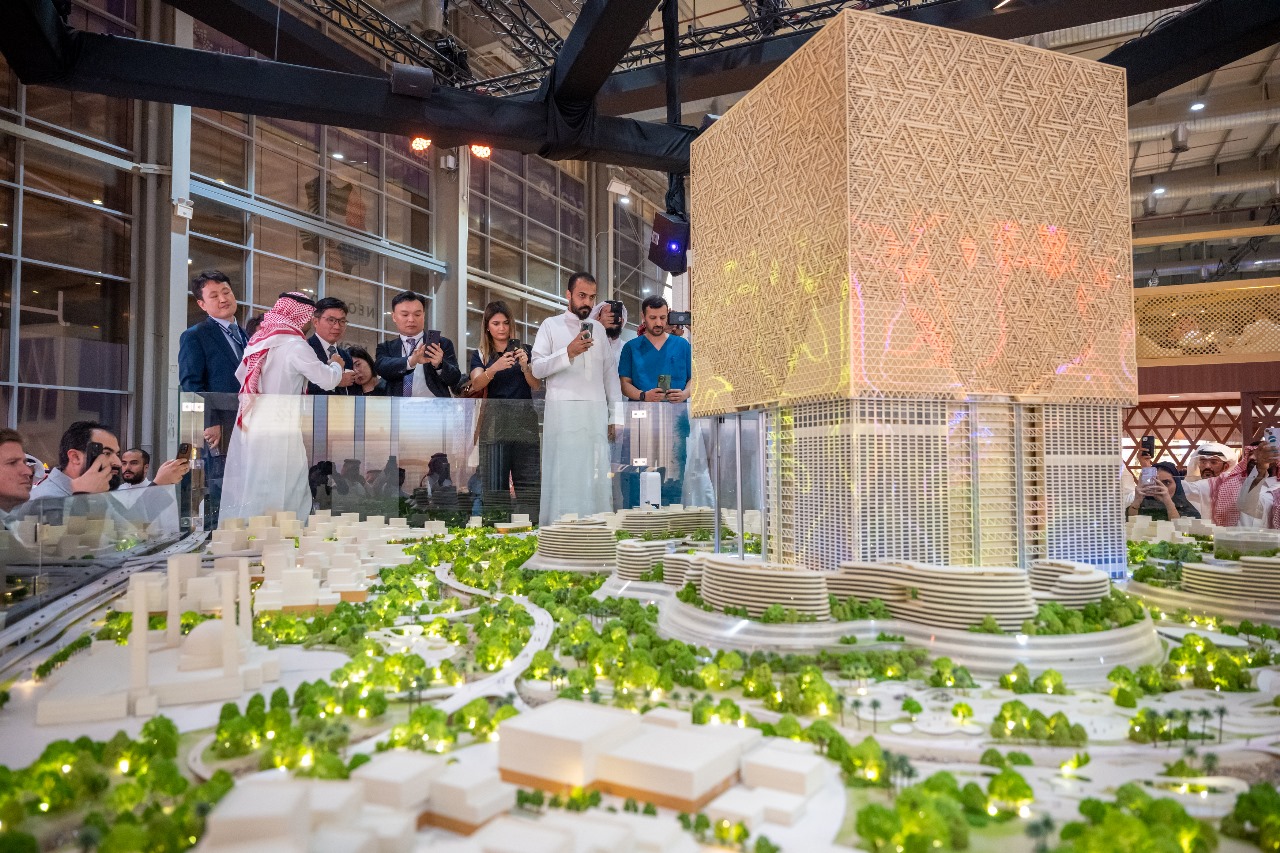 Saudi Arabia shakes up flagship real estate project.